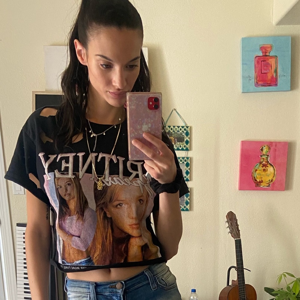 Y2K Vintage Britney Cropped Tee